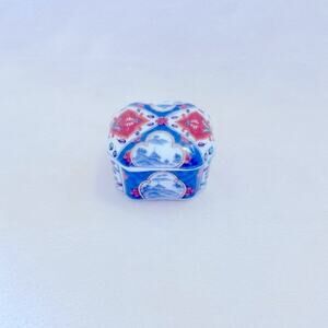 Vtg Takahashi Imari Style Trinket Box Japan Jewelry Ring Holder Vanity Decor
